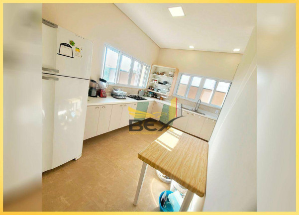 Imagem Casa com 3 Quartos à Venda, 200 m² em Tamboré - Santana De Parnaíba Imagem Casa com 3 Quartos à Venda, 200 m² em Tamboré - Santana De Parnaíba