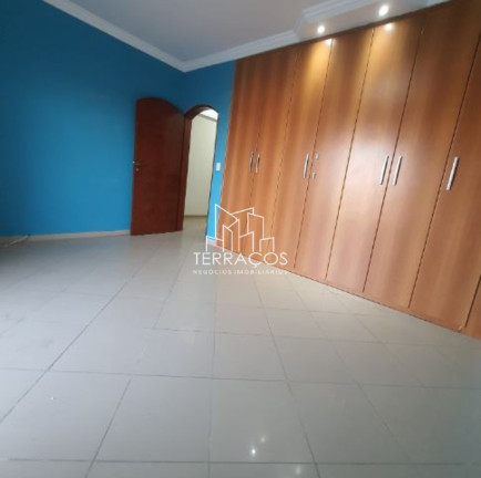 Imagem Casa com 4 Quartos à Venda, 320 m² em Jardim Do Lago - Jundiaí Imagem Casa com 4 Quartos à Venda, 320 m² em Jardim Do Lago - Jundiaí