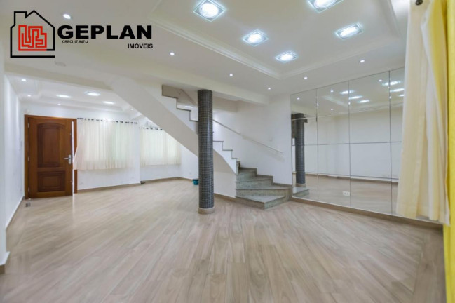 Foto do imóvel Sobrado com 3 Quartos à Venda, 240 m² em Cambuci - São Paulo