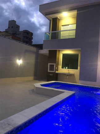 Imagem Sobrado com 3 Quartos à Venda, 135 m² em Tupi - Praia Grande Imagem Sobrado com 3 Quartos à Venda, 135 m² em Tupi - Praia Grande