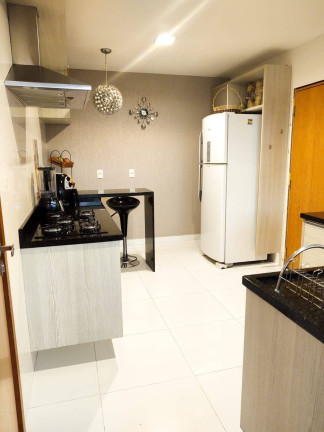 Imagem Casa com 4 Quartos à Venda, 306 m² em Chapada - Manaus Imagem Casa com 4 Quartos à Venda, 306 m² em Chapada - Manaus