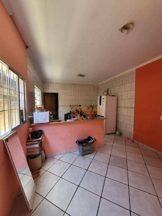 Imagem Sobrado com 5 Quartos à Venda, 125 m² em Jardim Presidente Dutra - Guarulhos Imagem Sobrado com 5 Quartos à Venda, 125 m² em Jardim Presidente Dutra - Guarulhos
