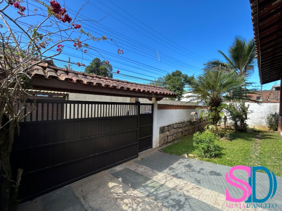 Imagem Casa com 3 Quartos à Venda, 129 m² em Perequê Mirim - Ubatuba Imagem Casa com 3 Quartos à Venda, 129 m² em Perequê Mirim - Ubatuba