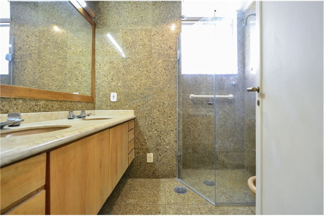 Imagem Apartamento com 3 Quartos à Venda, 256 m² em Cerqueira César - São Paulo