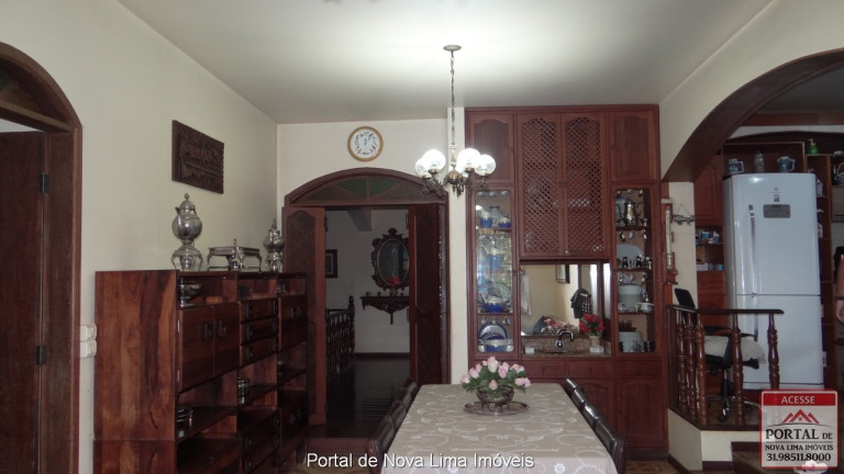 Imagem Casa com 5 Quartos à Venda, 300 m² em Lagoa Do Miguelão - Nova Lima