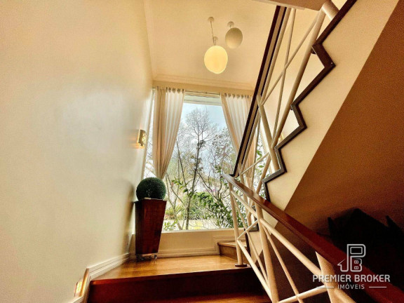 Imagem Casa com 4 Quartos à Venda ou Locação, 530 m² em Várzea - Teresópolis Imagem Casa com 4 Quartos à Venda ou Locação, 530 m² em Várzea - Teresópolis