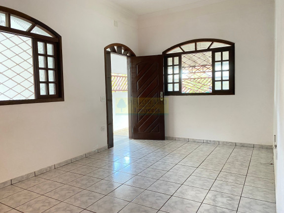 Imagem Casa com 3 Quartos à Venda, em Sumaré - Caraguatatuba Imagem Casa com 3 Quartos à Venda, em Sumaré - Caraguatatuba