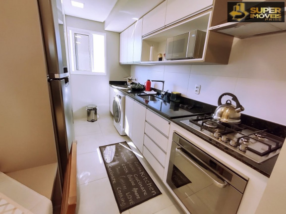Imagem Apartamento com 2 Quartos à Venda, 70 m² em Três Vendas - Pelotas