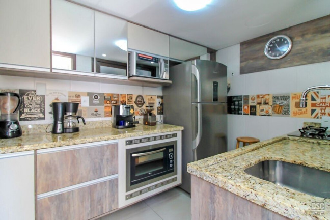 Imagem Casa de Condomínio com 2 Quartos à Venda, 122 m² em Ipanema - Porto Alegre
