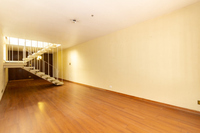 Imagem Casa com 3 Quartos à Venda, em Sumaré - São Paulo Imagem Casa com 3 Quartos à Venda, em Sumaré - São Paulo