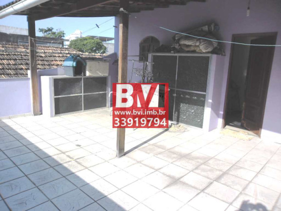 Imagem Casa com 3 Quartos à Venda, 272 m² em Irajá - Rio De Janeiro