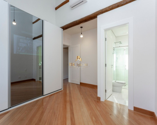 Imagem Sobrado com 4 Quartos à Venda, 62.600 m² em Pacaembu - São Paulo Imagem Sobrado com 4 Quartos à Venda, 62.600 m² em Pacaembu - São Paulo