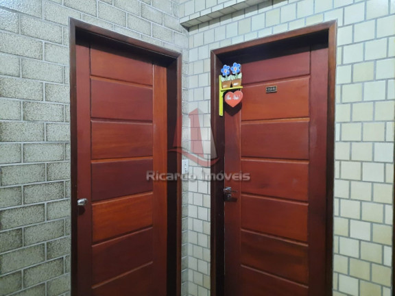 Imagem Imóvel com 2 Quartos à Venda, 68 m² em Centro - Cabo Frio Imagem Imóvel com 2 Quartos à Venda, 68 m² em Centro - Cabo Frio