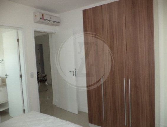 Imagem Apartamento com 3 Quartos à Venda, em Bombas - Bombinhas Imagem Apartamento com 3 Quartos à Venda, em Bombas - Bombinhas