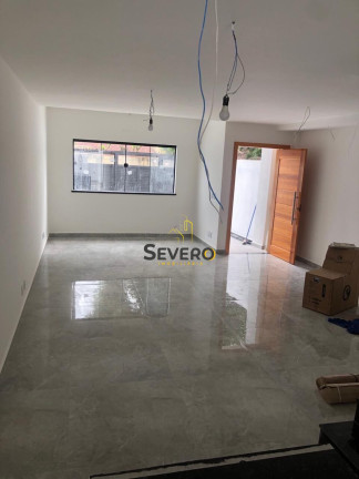 Imagem Casa com 3 Quartos à Venda, 180 m² em Piratininga - Niterói Imagem Casa com 3 Quartos à Venda, 180 m² em Piratininga - Niterói