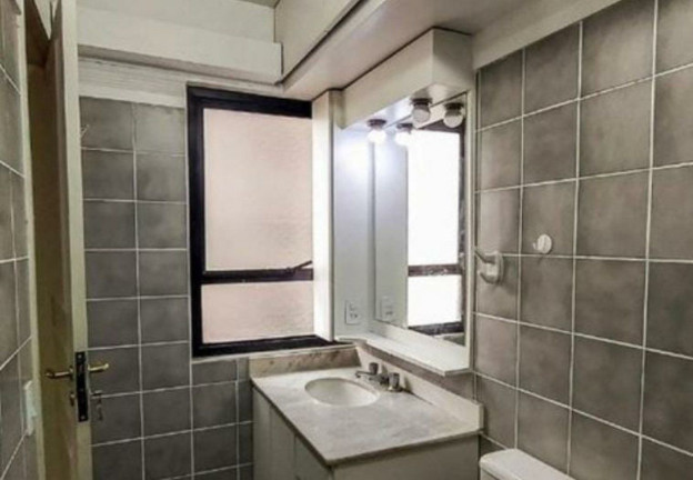 Imagem Apartamento com 3 Quartos à Venda, 130 m² em Vila Olímpia - São Paulo