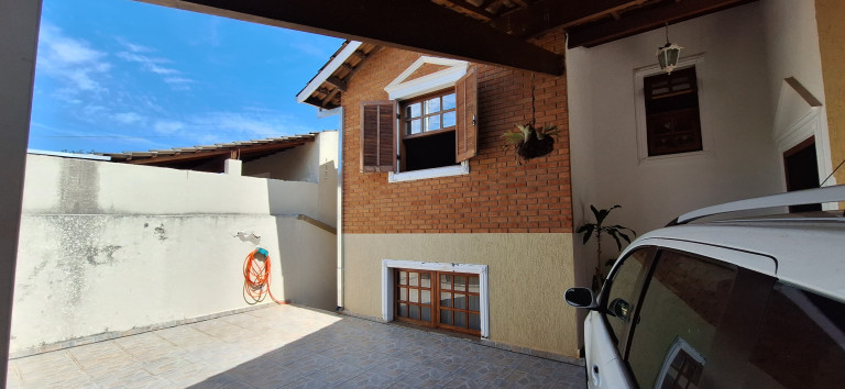 Imagem Casa com 4 Quartos à Venda, 274 m² em Jardim Paulista - Atibaia Imagem Casa com 4 Quartos à Venda, 274 m² em Jardim Paulista - Atibaia