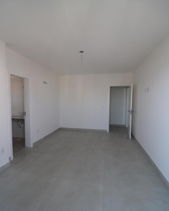 Imagem Imóvel com 2 Quartos à Venda, 100 m² em Canto Do Forte - Praia Grande Imagem Imóvel com 2 Quartos à Venda, 100 m² em Canto Do Forte - Praia Grande