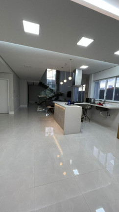 Imagem Casa com 3 Quartos à Venda, 237 m² em Centro - Barra Dos Coqueiros Imagem Casa com 3 Quartos à Venda, 237 m² em Centro - Barra Dos Coqueiros