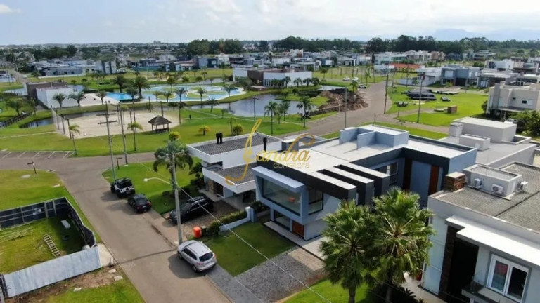 Imagem Casa de Condomínio com 5 Quartos à Venda, 310 m² em Zona Nova - Capão Da Canoa Imagem Casa de Condomínio com 5 Quartos à Venda, 310 m² em Zona Nova - Capão Da Canoa
