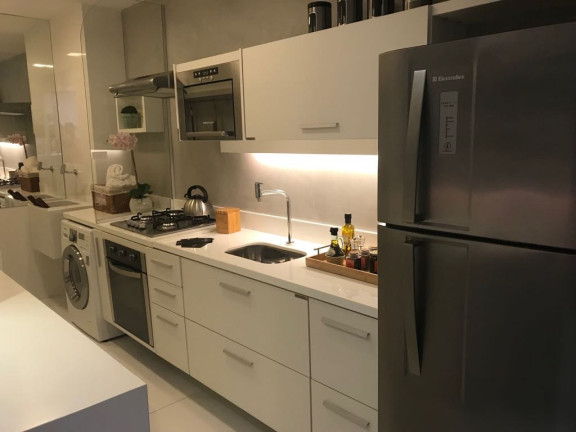 Imagem Imóvel com 2 Quartos à Venda, 79 m² em Barra Da Tijuca - Rio De Janeiro Imagem Imóvel com 2 Quartos à Venda, 79 m² em Barra Da Tijuca - Rio De Janeiro