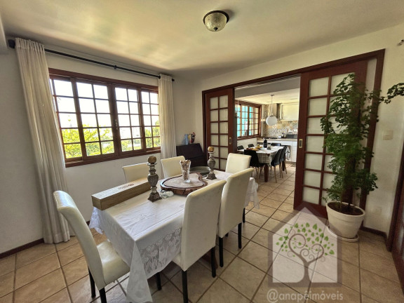Imagem Casa com 4 Quartos à Venda, 259 m² em Agronômica - Florianópolis Imagem Casa com 4 Quartos à Venda, 259 m² em Agronômica - Florianópolis