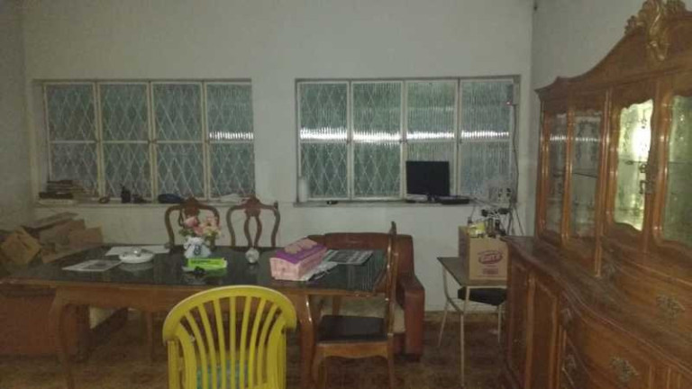Imagem Imóvel com 4 Quartos à Venda, 1.554 m² em Campo Grande - Rio De Janeiro Imagem Imóvel com 4 Quartos à Venda, 1.554 m² em Campo Grande - Rio De Janeiro