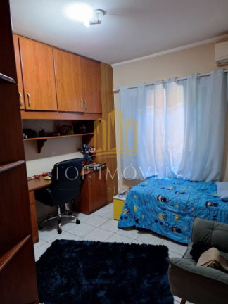 Imagem Casa com 3 Quartos à Venda, 250 m² em Bosque Dos Eucaliptos - São José Dos Campos