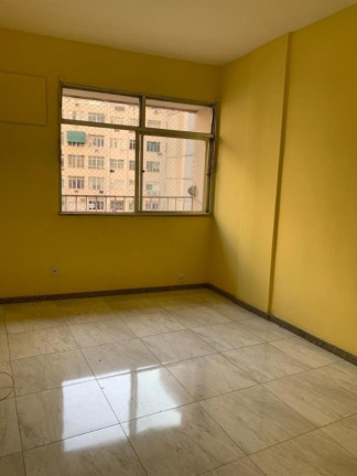 Imagem Imóvel com 1 Quarto à Venda, 40 m² em Centro - Niterói Imagem Imóvel com 1 Quarto à Venda, 40 m² em Centro - Niterói