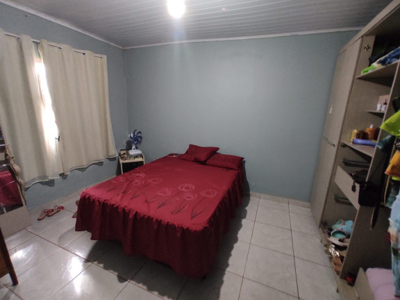 Imagem Imóvel com 
            	3             Quartos à Venda, 364 m² em 
            	Sitios Santa Luzia             - 
            	Aparecida De Goiania            