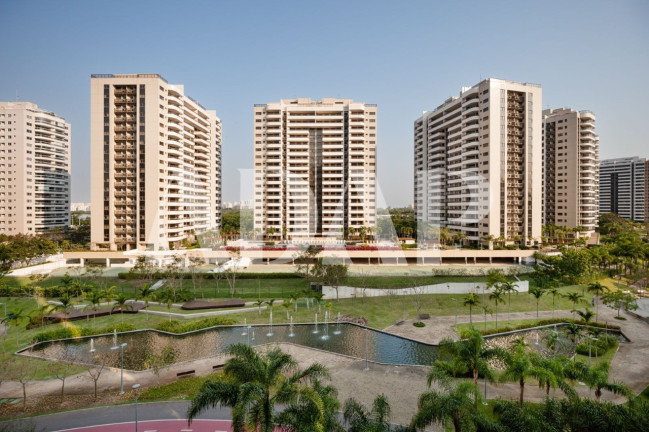 Imagem Imóvel com 4 Quartos à Venda, 124 m² em Barra Da Tijuca - Rio De Janeiro