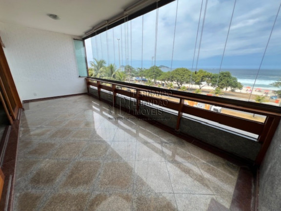Imagem Imóvel com 3 Quartos à Venda, 234 m² em Barra Da Tijuca - Rio De Janeiro Imagem Imóvel com 3 Quartos à Venda, 234 m² em Barra Da Tijuca - Rio De Janeiro