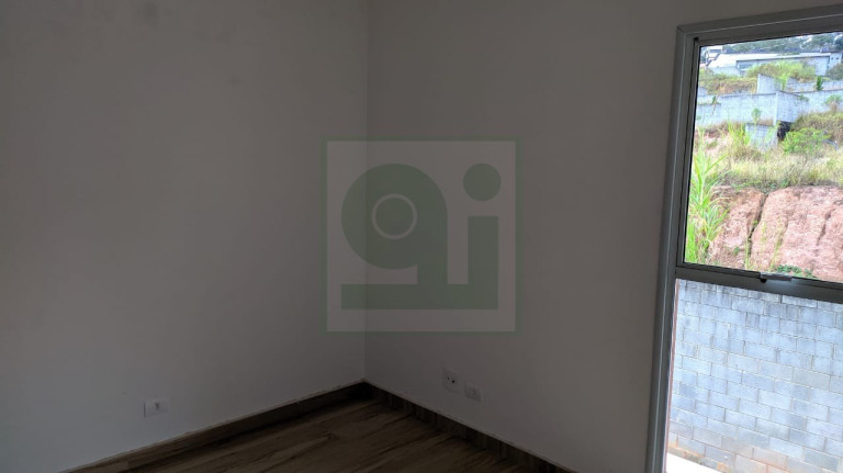 Imagem Casa com 2 Quartos à Venda, 92 m² em Jardim Maria Tereza - Cotia Imagem Casa com 2 Quartos à Venda, 92 m² em Jardim Maria Tereza - Cotia