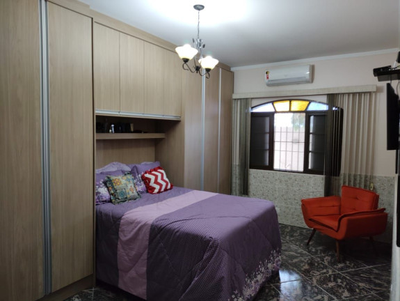 Imagem Sobrado com 2 Quartos à Venda, 189 m² em Balneário Itaguaí - Mongaguá