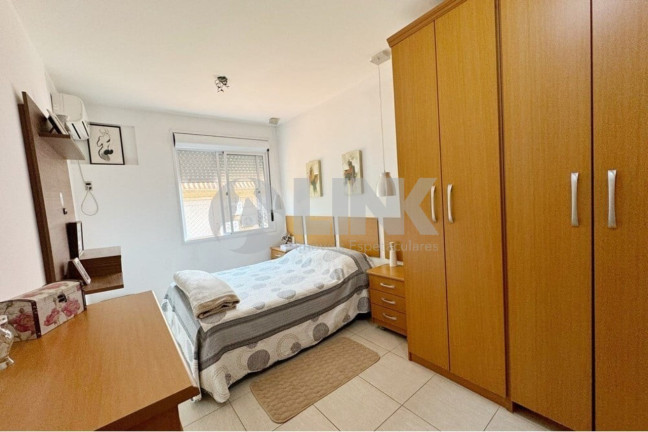 Imagem Imóvel com 4 Quartos à Venda, em Sarandi - Porto Alegre Imagem Imóvel com 4 Quartos à Venda, em Sarandi - Porto Alegre