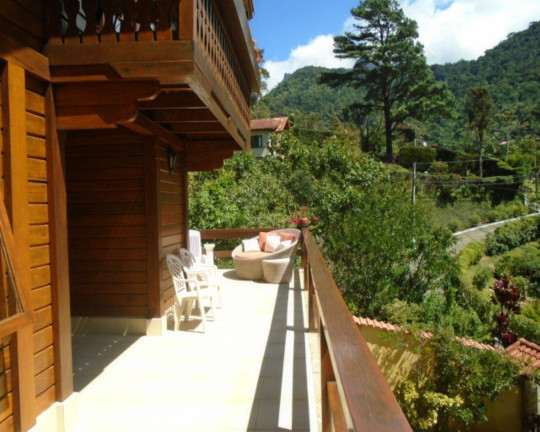 Imagem Casa com 4 Quartos à Venda, 282 m² em Carlos Guinle - Teresópolis Imagem Casa com 4 Quartos à Venda, 282 m² em Carlos Guinle - Teresópolis