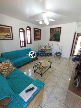 Casa com 5 Quartos à Venda, 200 m² em Perocao - Guarapari