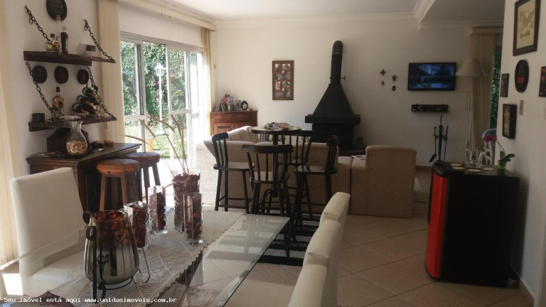 Imagem Casa com 4 Quartos à Venda, 258 m² em Interlagos - São Paulo