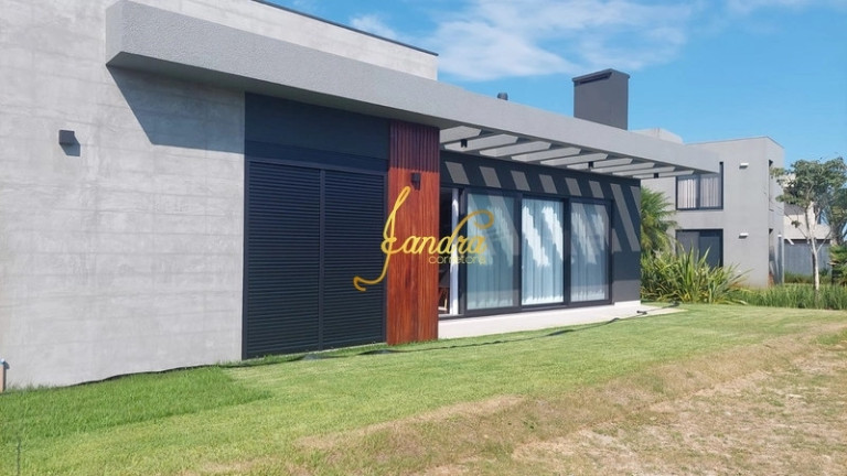 Imagem Casa de Condomínio com 4 Quartos à Venda, 252 m² em Remanso - Xangri-la Imagem Casa de Condomínio com 4 Quartos à Venda, 252 m² em Remanso - Xangri-la