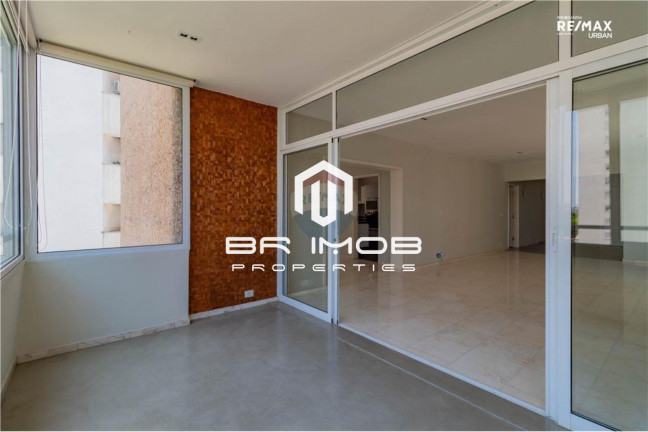 Imagem Imóvel com 3 Quartos à Venda, 248 m² em Jardim Paulista - São Paulo Imagem Imóvel com 3 Quartos à Venda, 248 m² em Jardim Paulista - São Paulo