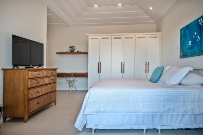 Imagem Casa com 6 Quartos à Venda, 850 m² em Ferradura - Armação Dos Búzios Imagem Casa com 6 Quartos à Venda, 850 m² em Ferradura - Armação Dos Búzios