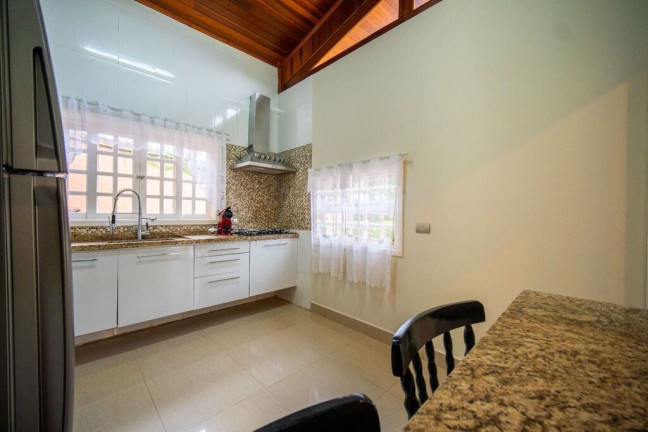 Imagem Casa com 4 Quartos à Venda, 255 m² em Chácara Vale Do Rio Cotia - Carapicuíba Imagem Casa com 4 Quartos à Venda, 255 m² em Chácara Vale Do Rio Cotia - Carapicuíba