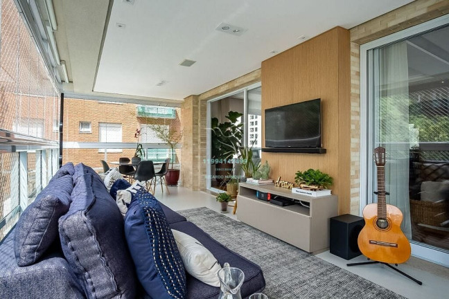 Imagem Apartamento com 4 Quartos à Venda, 215 m² em Moema - São Paulo
