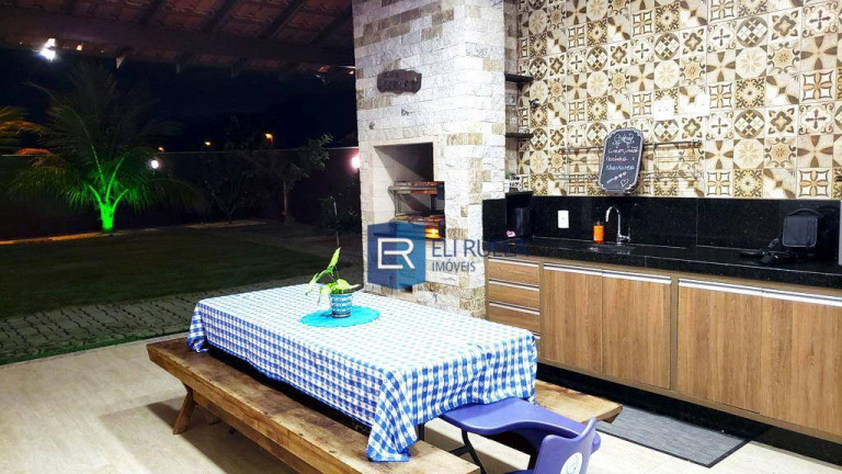 Imagem Casa com 4 Quartos à Venda, 320 m² em Interlagos - Vila Velha Imagem Casa com 4 Quartos à Venda, 320 m² em Interlagos - Vila Velha