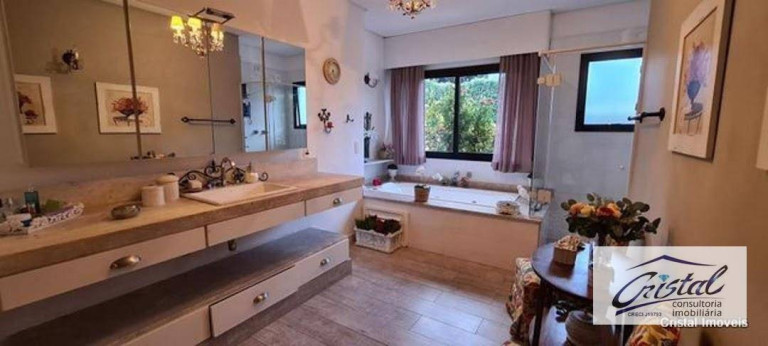 Imagem Casa com 3 Quartos à Venda, 558 m² em Granja Viana - Cotia Imagem Casa com 3 Quartos à Venda, 558 m² em Granja Viana - Cotia