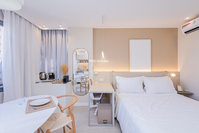 Imagem Imóvel com 1 Quarto para Alugar, 29 m² em Itaim Bibi - São Paulo Imagem Imóvel com 1 Quarto para Alugar, 29 m² em Itaim Bibi - São Paulo