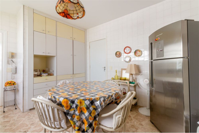 Imagem Apartamento com 3 Quartos à Venda, 224 m² em Higienópolis - São Paulo Imagem Apartamento com 3 Quartos à Venda, 224 m² em Higienópolis - São Paulo