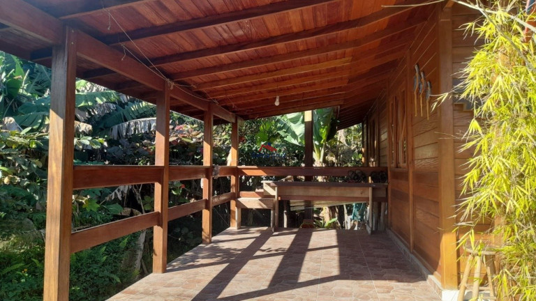 Imagem Casa com 2 Quartos à Venda, 448 m² em Cachoeira Do Bom Jesus - Florianópolis