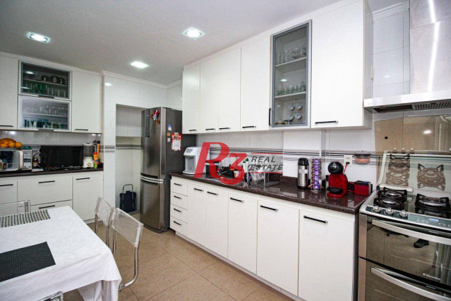 Imagem Sobrado com 4 Quartos à Venda, 150 m² em Gonzaga - Santos Imagem Sobrado com 4 Quartos à Venda, 150 m² em Gonzaga - Santos