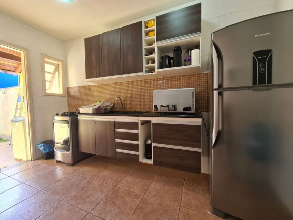 Imagem Casa com 2 Quartos à Venda, 95 m² em Hípica - Porto Alegre Imagem Casa com 2 Quartos à Venda, 95 m² em Hípica - Porto Alegre